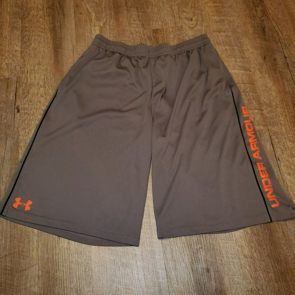 Under Armour Boys Shorts Sz YXL